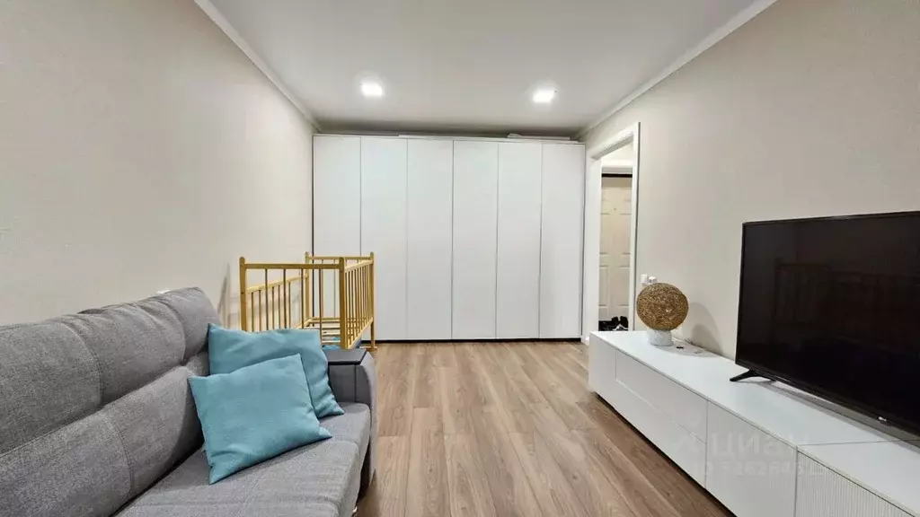 1-к кв. Башкортостан, Октябрьский ул. Кувыкина, 35/5к2 (32.7 м) - Фото 2