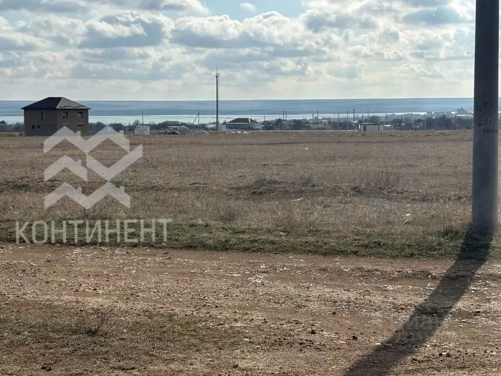 Участок в Крым, Черноморский район, с. Межводное  (5.0 сот.) - Фото 2