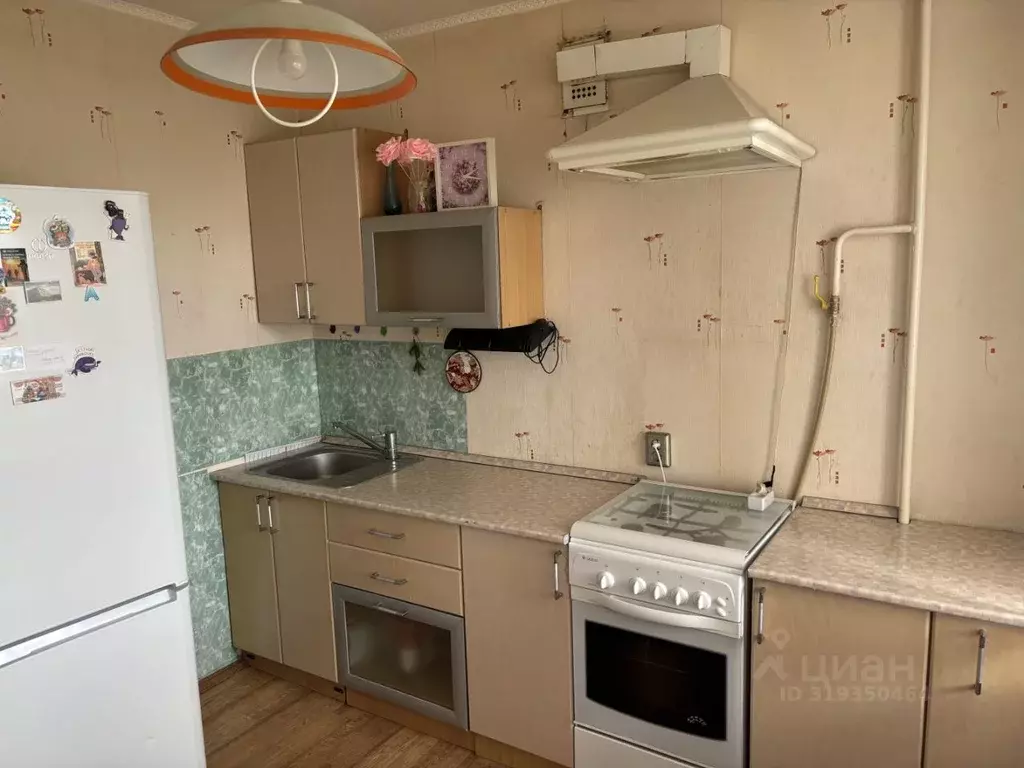 1-к кв. Свердловская область, Екатеринбург ул. Кимовская, 8 (38.0 м) - Фото 0