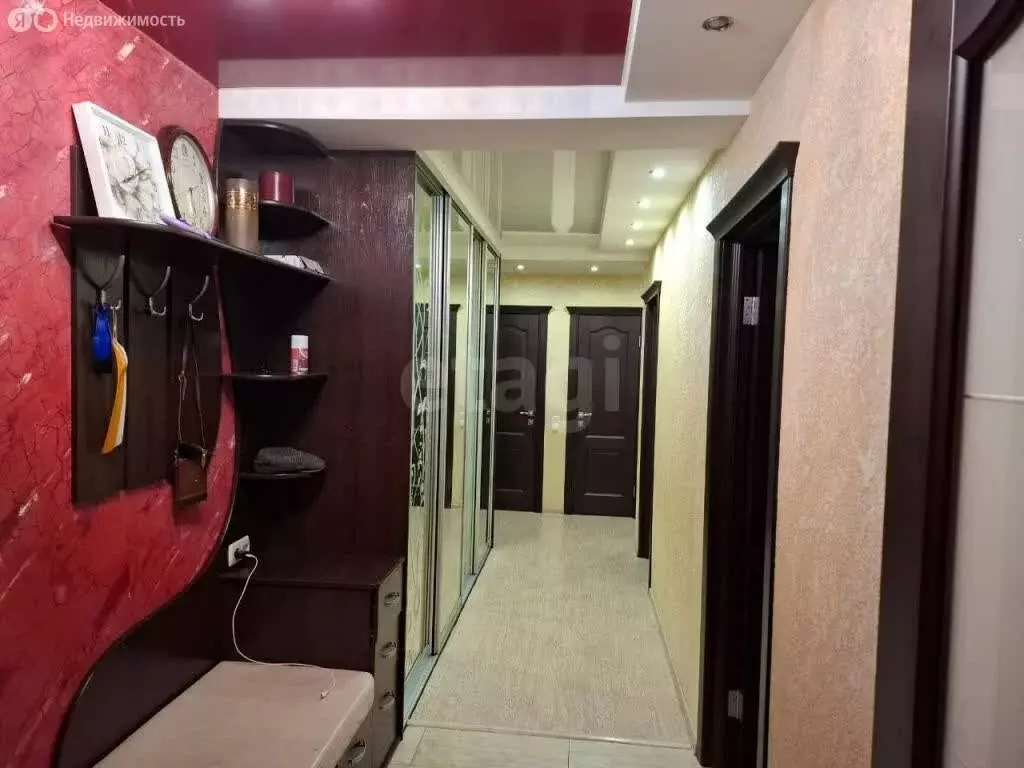 3-комнатная квартира: Томск, Иркутский тракт, 194А (91 м) - Фото 1