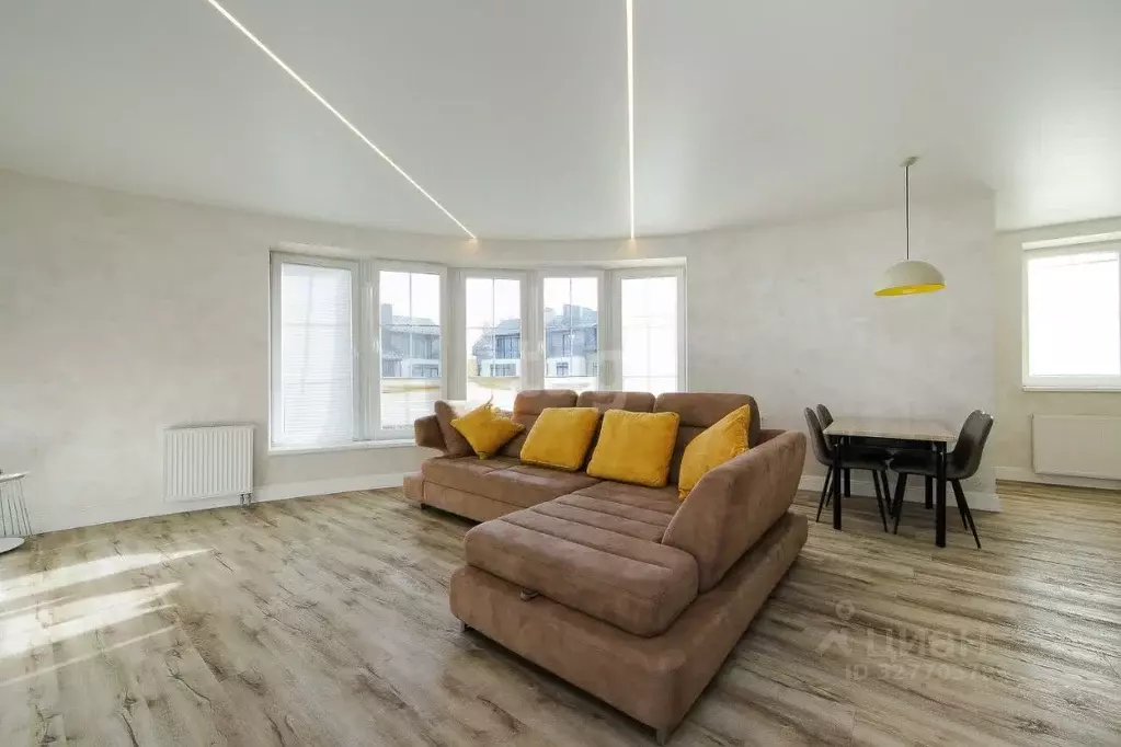 2-к кв. Калининградская область, Зеленоградск ул. Гагарина, 61 (74.3 ... - Фото 1