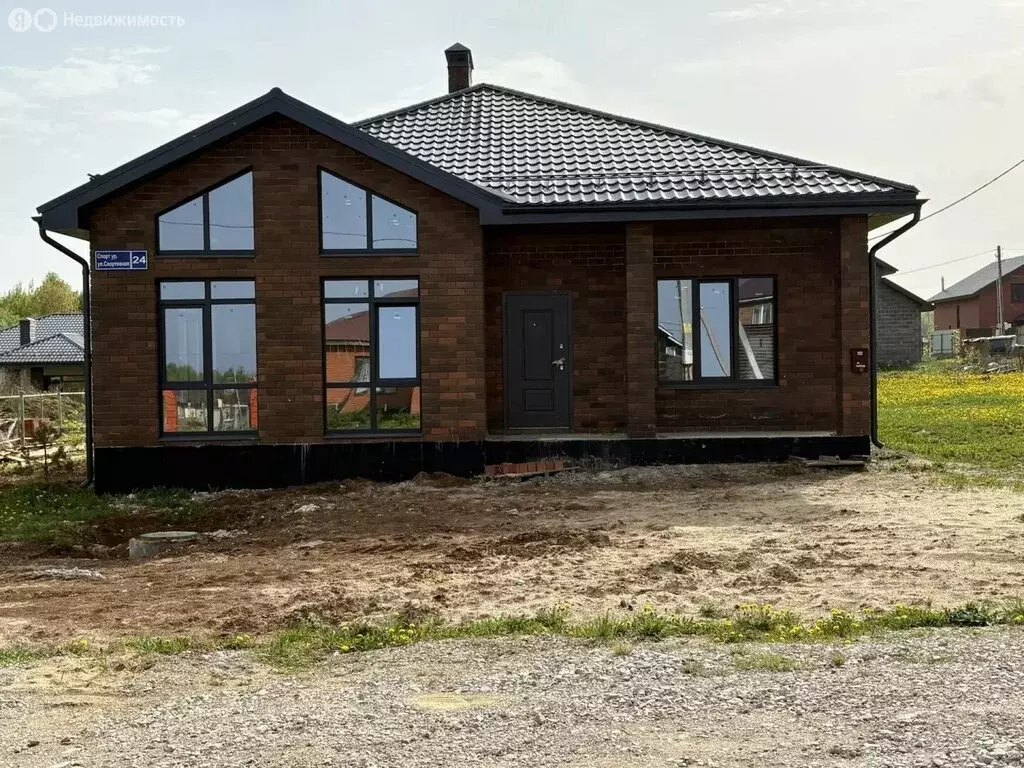 Дом в село Верхний Услон, Спортивная улица, 24 (100 м) - Фото 2