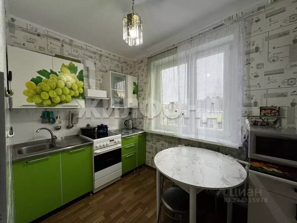 2-к кв. Ханты-Мансийский АО, Когалым Бакинская ул., 35 (49.6 м) - Фото 1