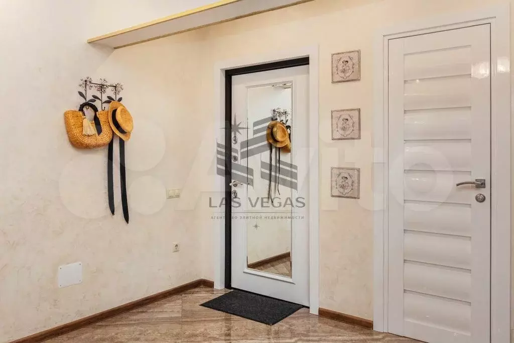 4-к. квартира, 110 м, 10/17 эт. - Фото 1