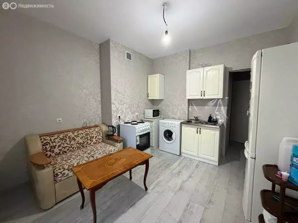 1-комнатная квартира: Уфа, улица Энтузиастов, 12 (41.1 м) - Фото 2