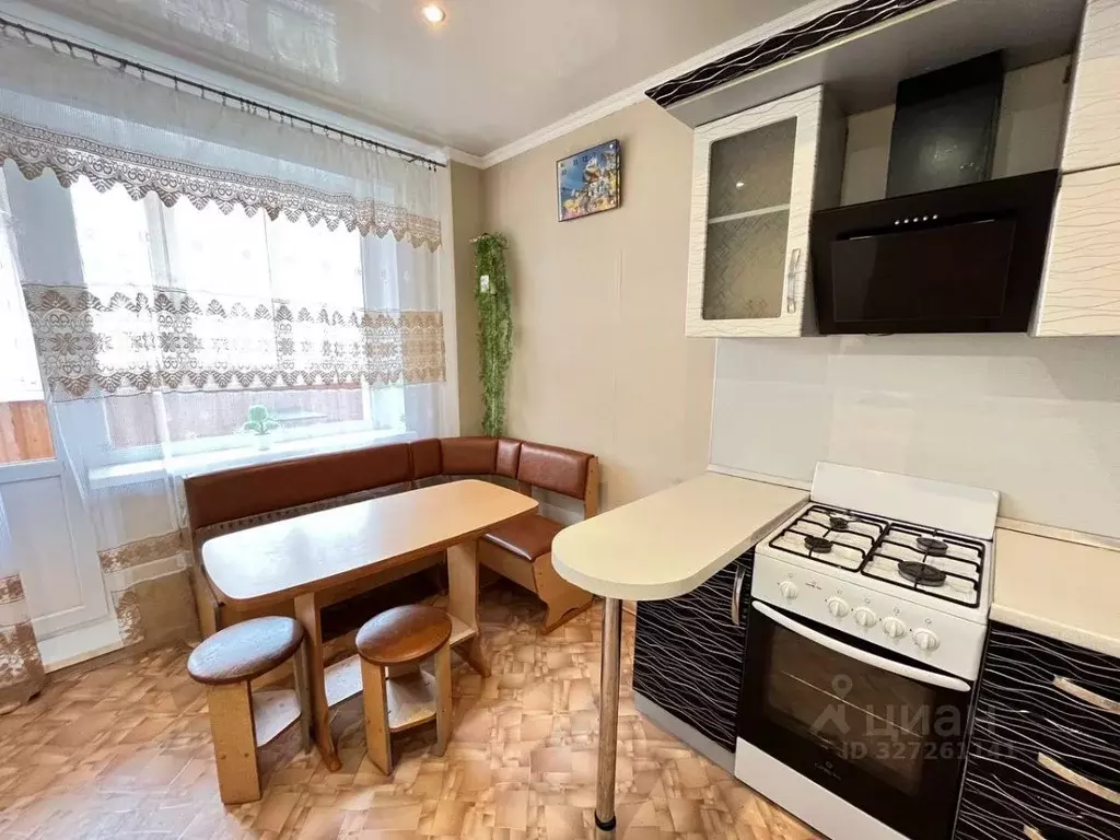 1-к кв. Курская область, Железногорск Заводской проезд, 3к2 (40.3 м) - Фото 2