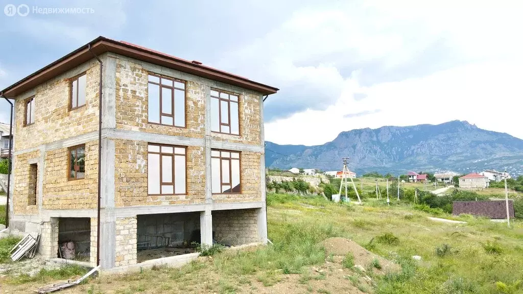 Дом в Республика Крым, муниципальный округ Алушта, село Верхняя ... - Фото 2