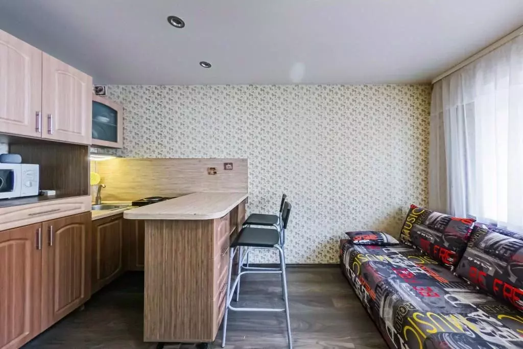 1-к кв. Свердловская область, Екатеринбург ул. Фурманова, 60 (18.6 м) - Фото 2