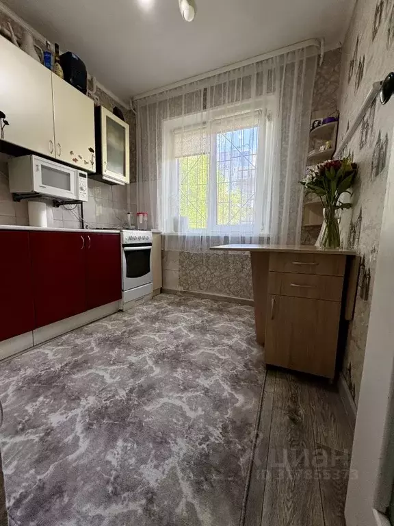 2-к кв. Челябинская область, Челябинск ул. Дзержинского, 85 (42.8 м) - Фото 0