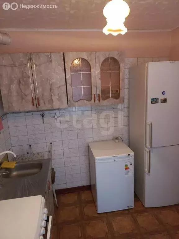 2-комнатная квартира: Саратовская область, рабочий посёлок Базарный ... - Фото 2