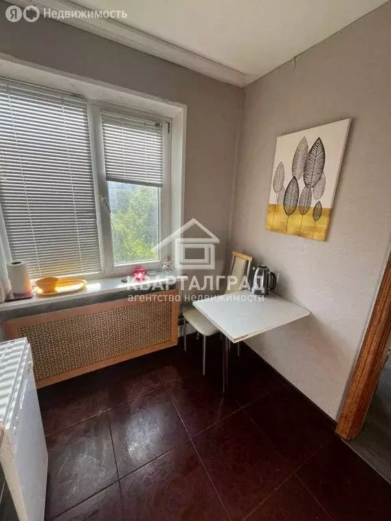 3-комнатная квартира: Саяногорск, микрорайон Интернациональный, 11 (62 ... - Фото 2