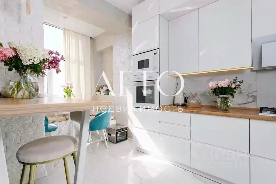 3-к кв. Краснодарский край, Сочи Адлер жилрайон, ул. Изумрудная, 42 ... - Фото 2