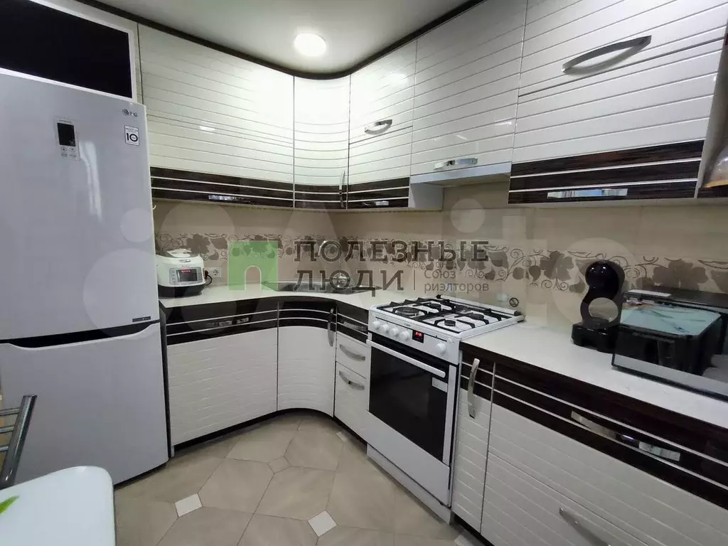 2-к. квартира, 49 м, 4/5 эт. - Фото 0