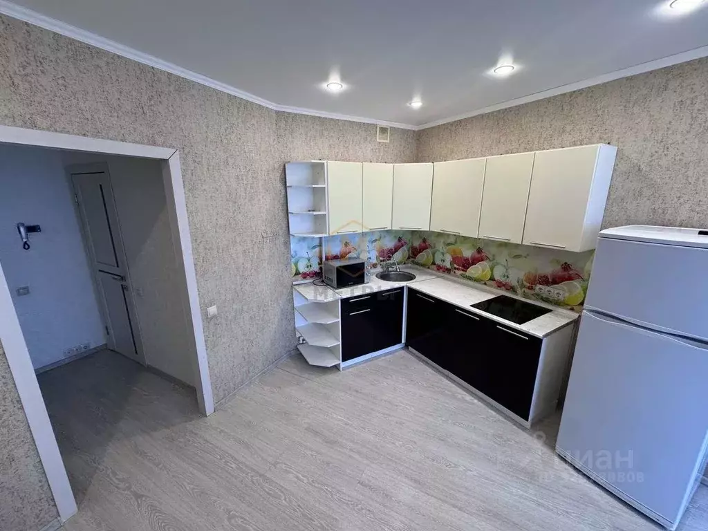 1-к кв. Белгородская область, Белгород Парковая ул., 8 (42.5 м) - Фото 2