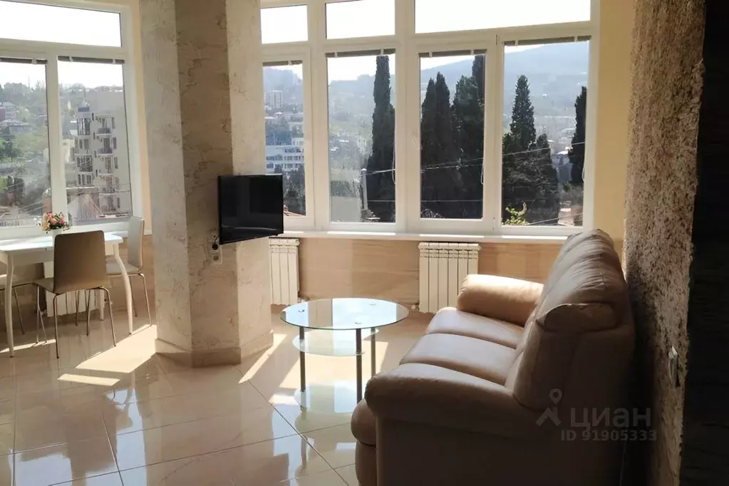 2-к кв. Крым, ялта ул. Кирова, 41 (60.0 м) - Фото 1