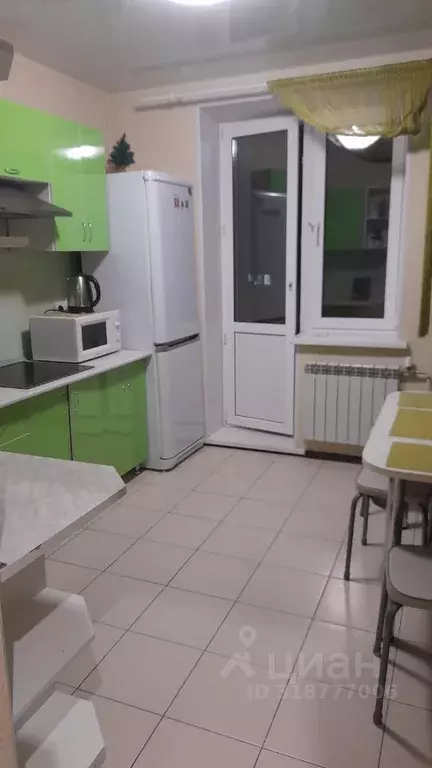 2-к кв. Ульяновская область, Ульяновск ул. Кирова, 6к1 (65.0 м) - Фото 1