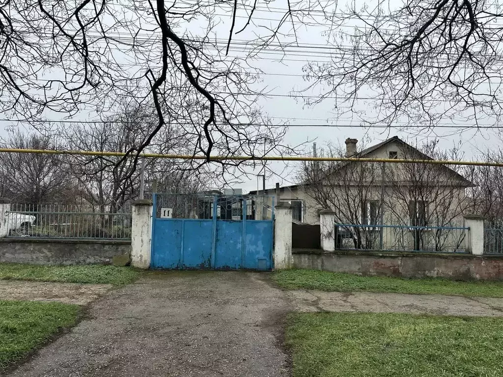 Дом в Крым, Симферопольский район, Чистенское с/пос, с. Левадки ул. ... - Фото 2