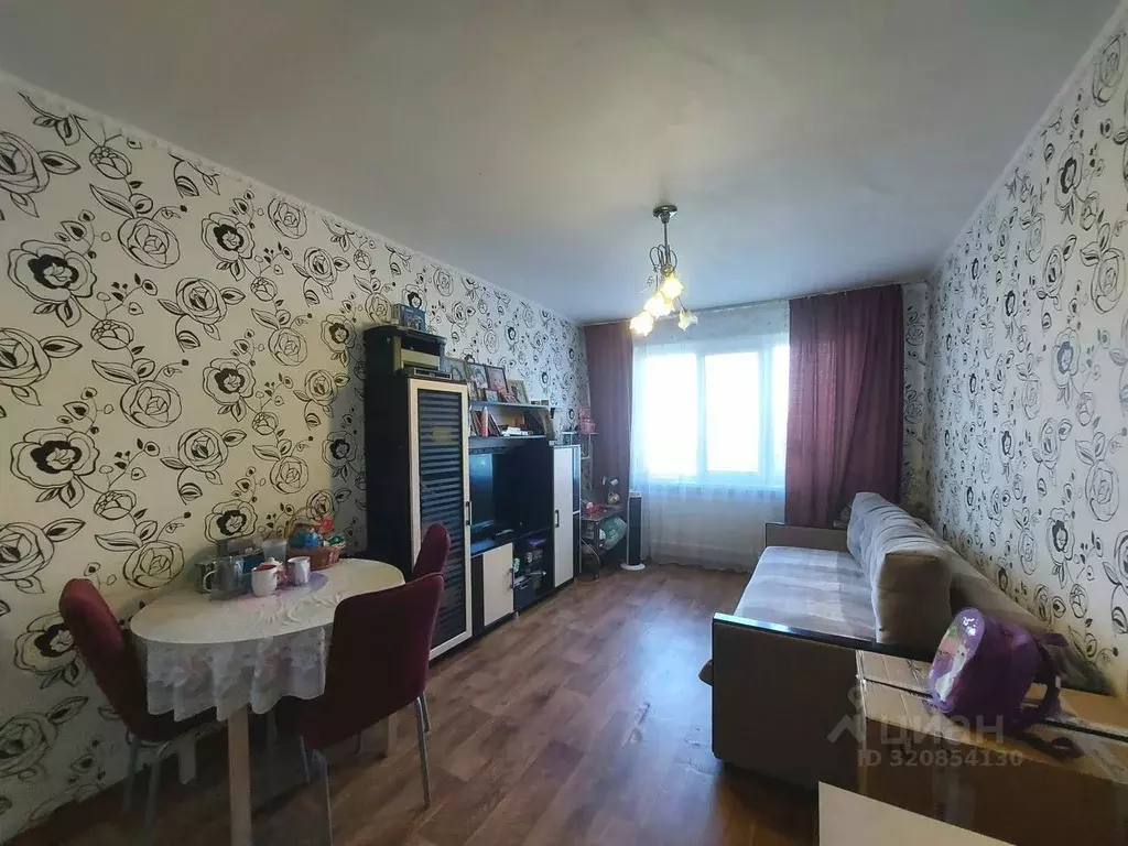 3-к кв. Псковская область, Псков ул. Кузбасской Дивизии, 40 (65.6 м) - Фото 1