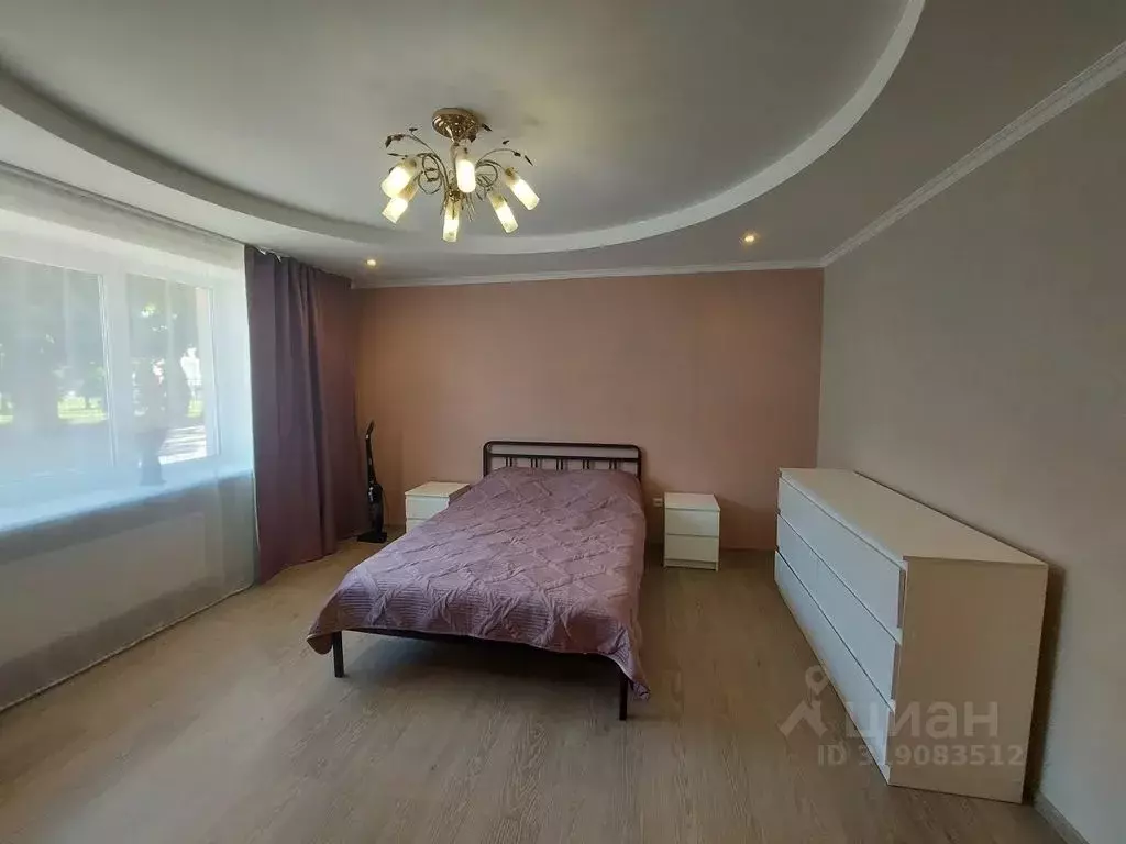 Комната Калининградская область, Пионерский Комсомольская ул., 47 - Фото 0