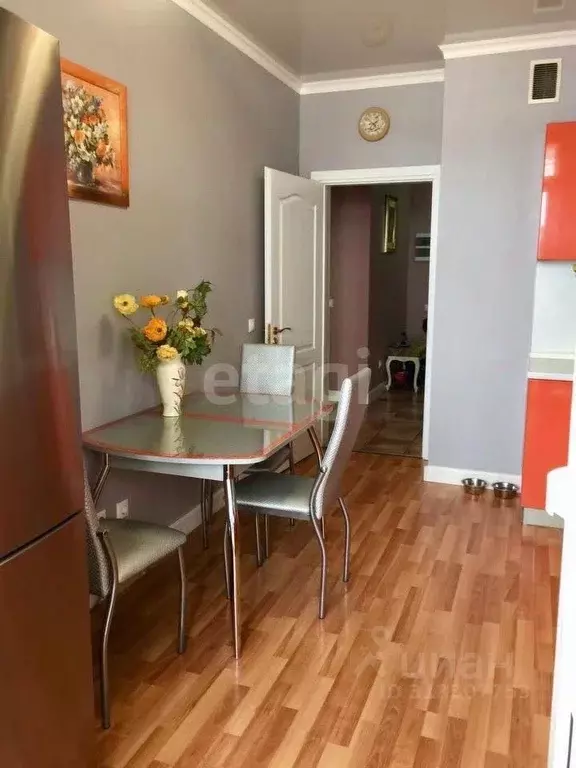 2-к кв. Свердловская область, Екатеринбург ул. Орденоносцев, 8 (66.0 ... - Фото 1