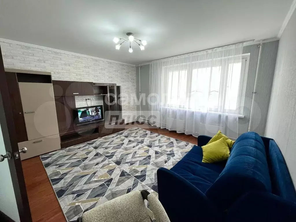 1-к. квартира, 41 м, 8/17 эт. - Фото 1
