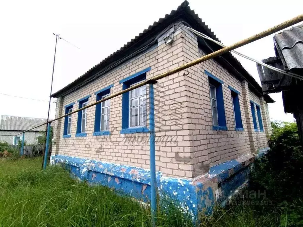 Дом в Белгородская область, Старооскольский городской округ, с. ... - Фото 1
