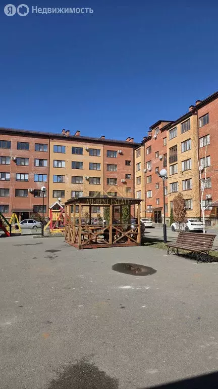 3-комнатная квартира: Владикавказ, улица Алихана Гагкаева, 11 (128 м) - Фото 1