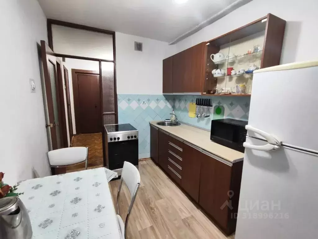 3-к кв. Приморский край, Владивосток ул. Героев Варяга, 7 (64.0 м) - Фото 0