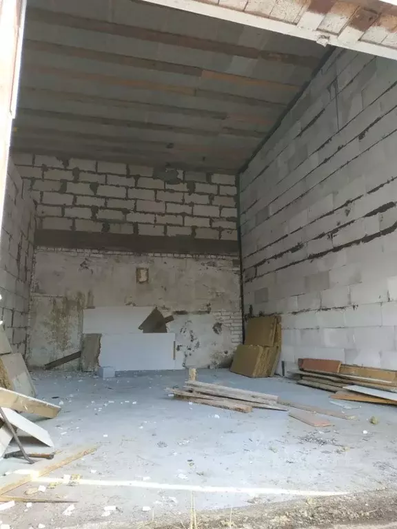 Гараж в Ленинградская область, Ломоносовский район, Горбунковское . - Фото 0