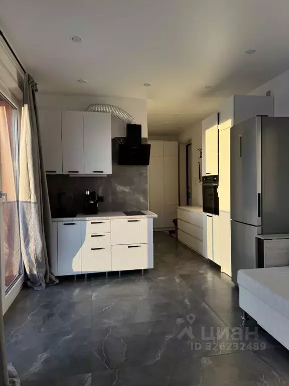 Студия Тюменская область, Тюмень ул. Газовиков, 38к2 (24.2 м) - Фото 1