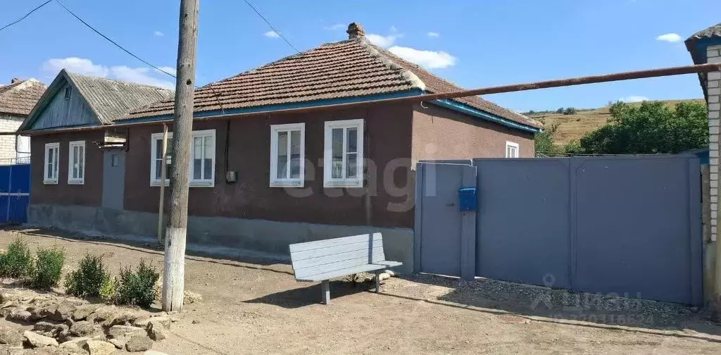 Дом в Ставропольский край, Петровский муниципальный округ, с. Донская ... - Фото 2