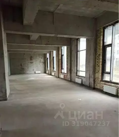 Помещение свободного назначения в Татарстан, Казань просп. Ильгама ... - Фото 0