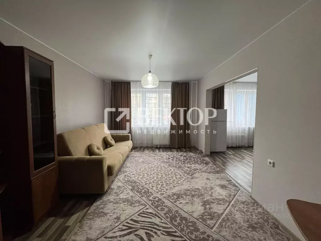 3-к кв. Ивановская область, Иваново ул. Парижской Коммуны, 41 (81.0 м) - Фото 1