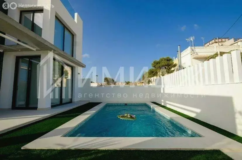 Дом в Сириус, Нижнеимеретинская улица, 137 (220 м) - Фото 1