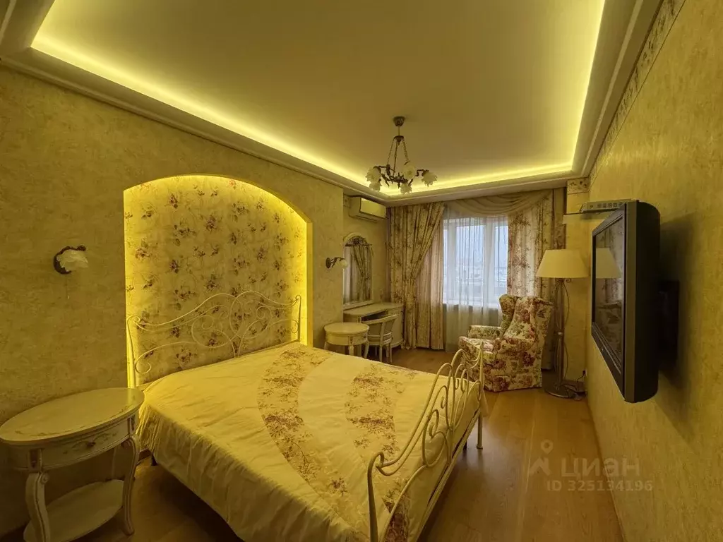 2-к кв. Тульская область, Тула ул. Демонстрации, 1а (82.3 м) - Фото 1