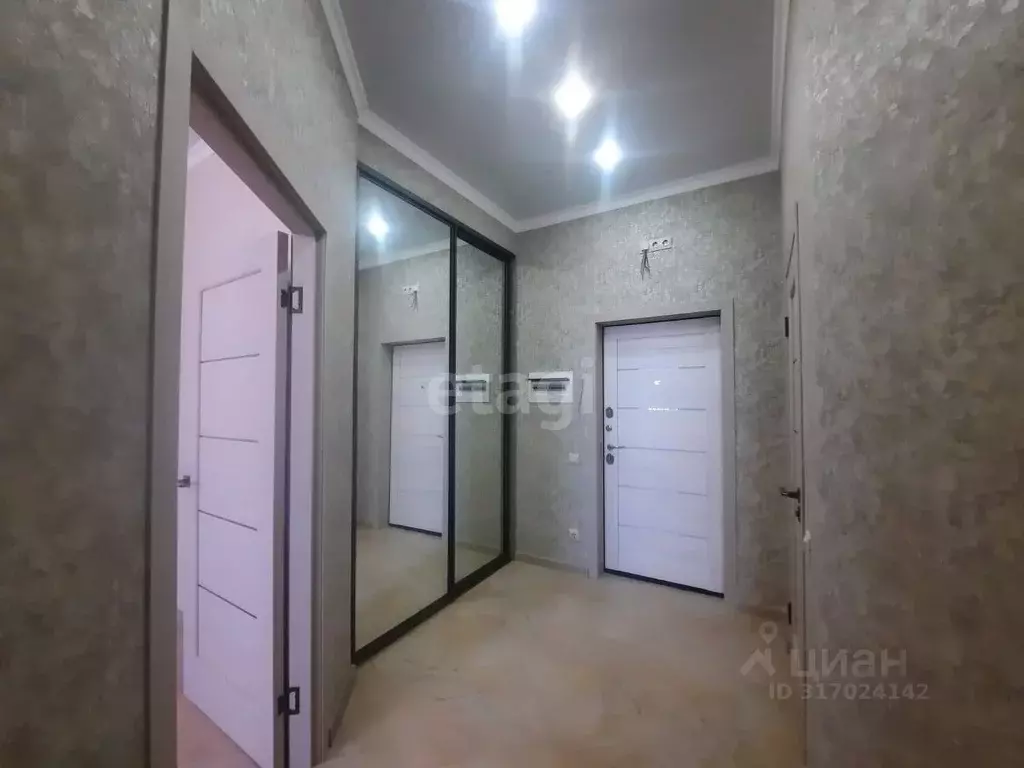 1-к кв. Краснодарский край, Геленджик Крымская ул., 22к17 (44.5 м) - Фото 1