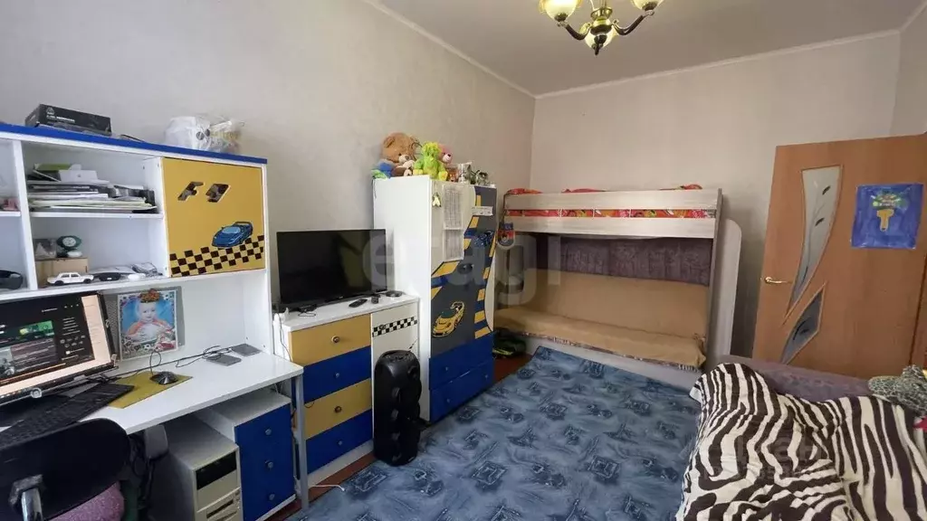 2-к кв. Калининградская область, Озерск ул. Суворова, 13 (75.0 м) - Фото 1