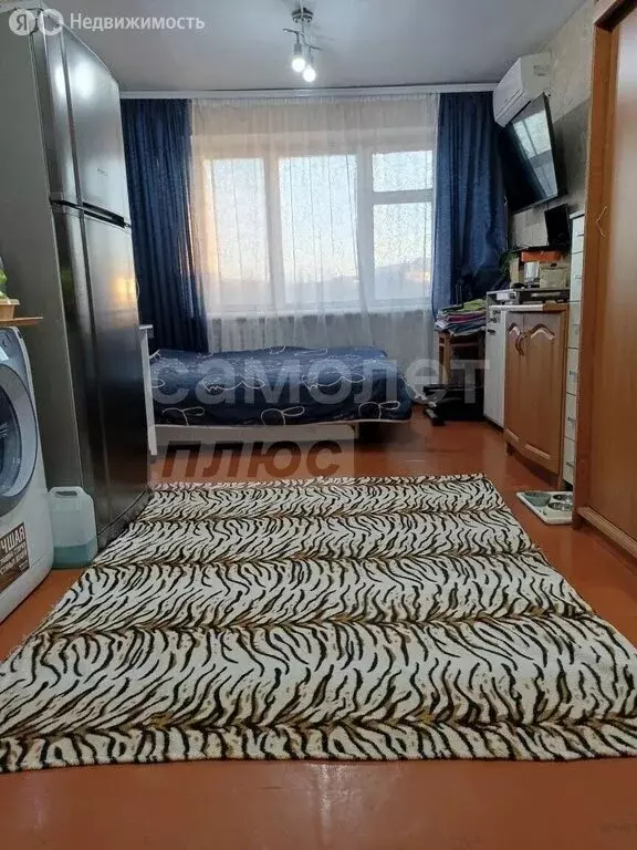 1к в 18-комнатной квартире (17.7 м) - Фото 2