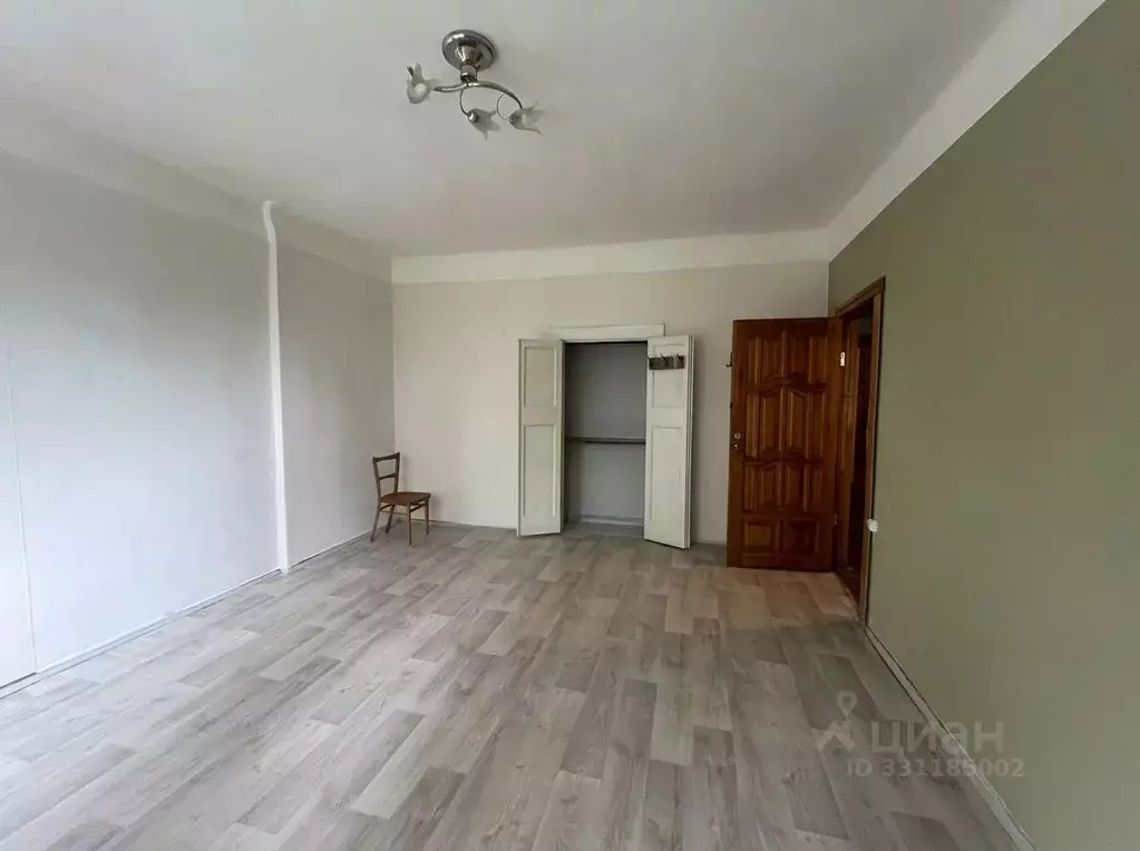 3-к кв. Волгоградская область, Волгоград ул. Дегтярева, 35 (21.1 м) - Фото 2
