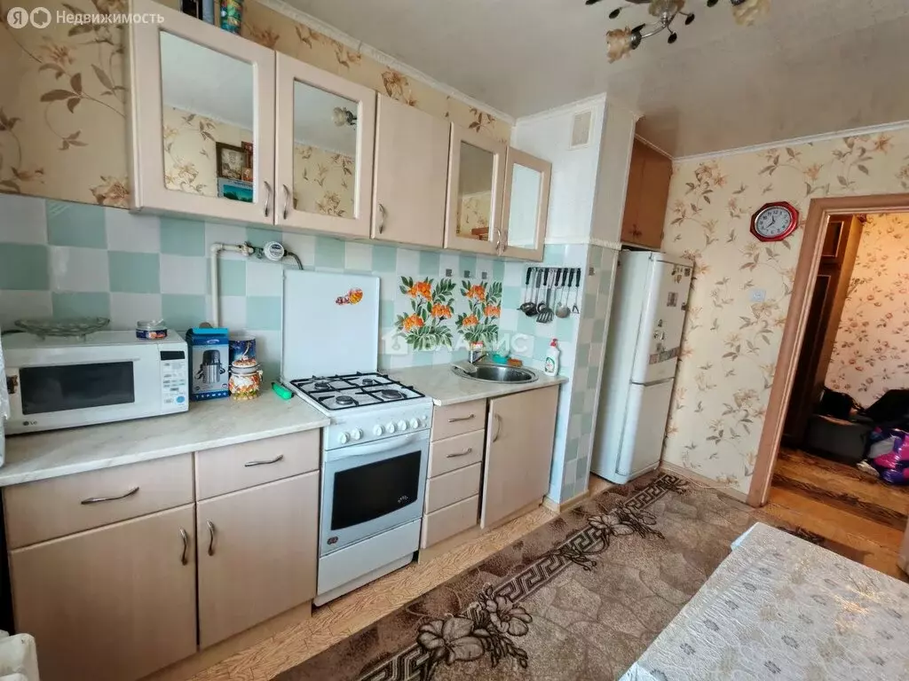 2-комнатная квартира: село Черкутино, улица Мира, 16 (51.2 м) - Фото 1