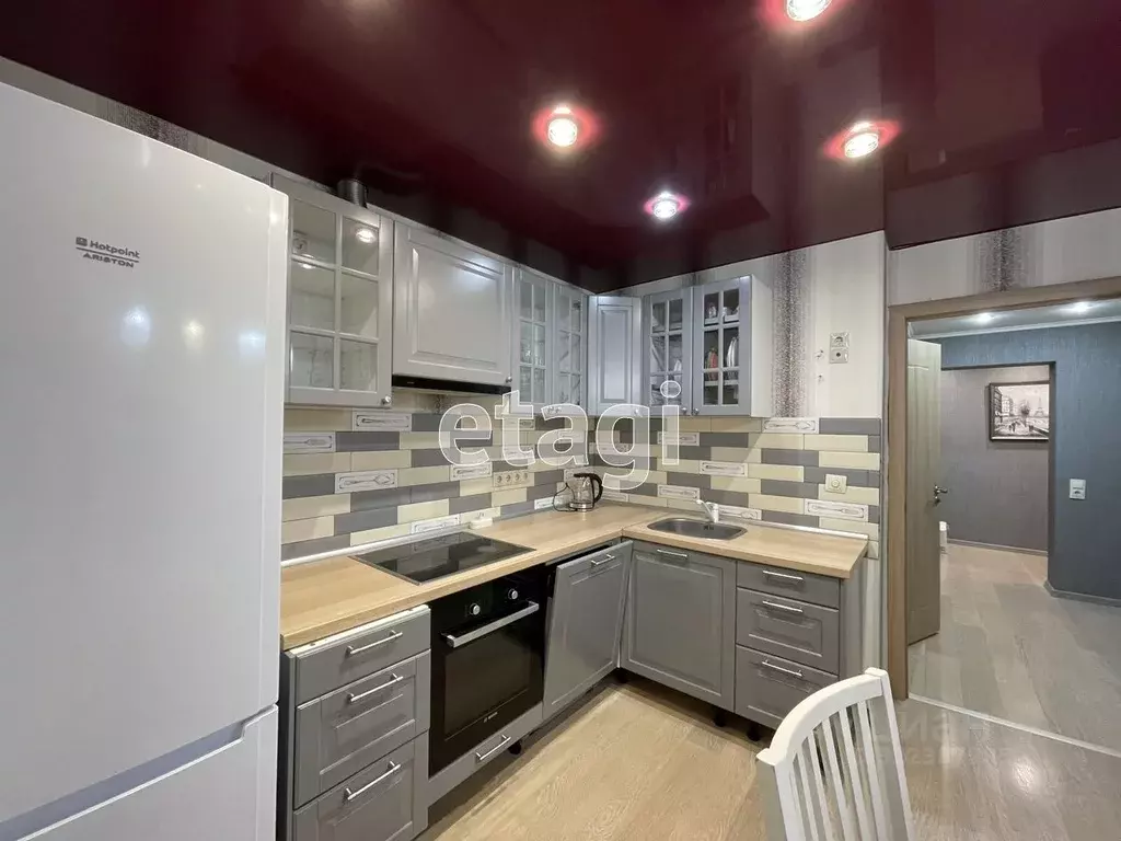 2-к кв. Ямало-Ненецкий АО, Новый Уренгой Восточный мкр, 6/7 (56.0 м) - Фото 2