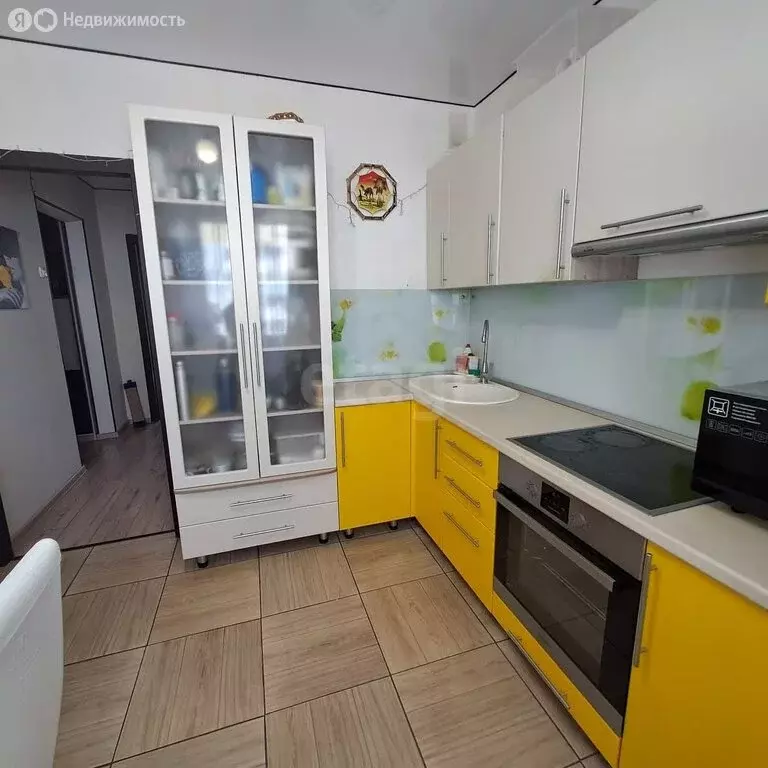 2-комнатная квартира: Сатка, Российская улица, 8 (57.1 м) - Фото 2