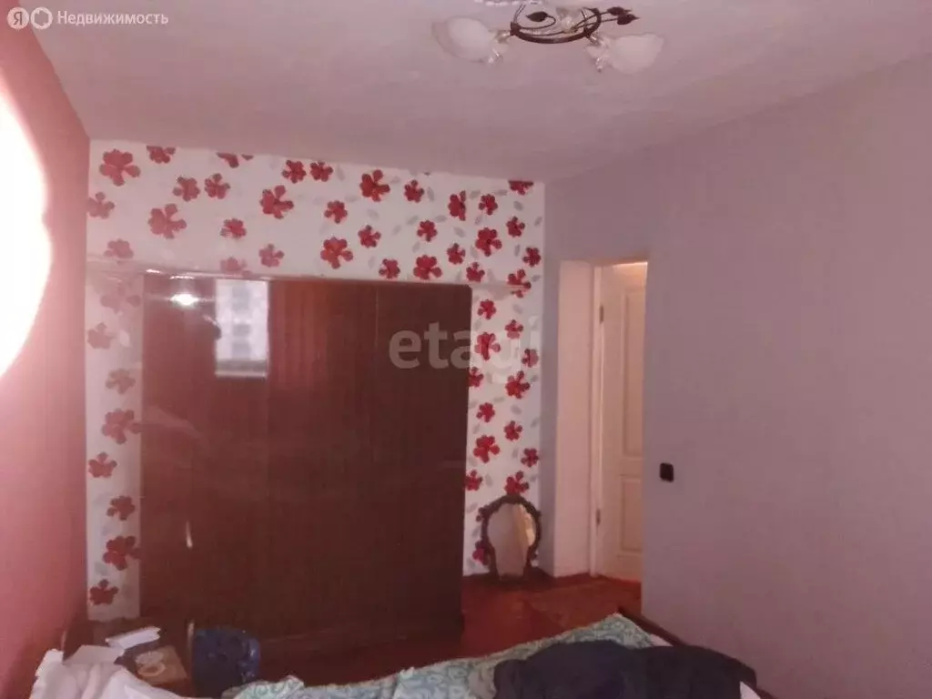 2-комнатная квартира: посёлок городского типа Первомайское, улица ... - Фото 1