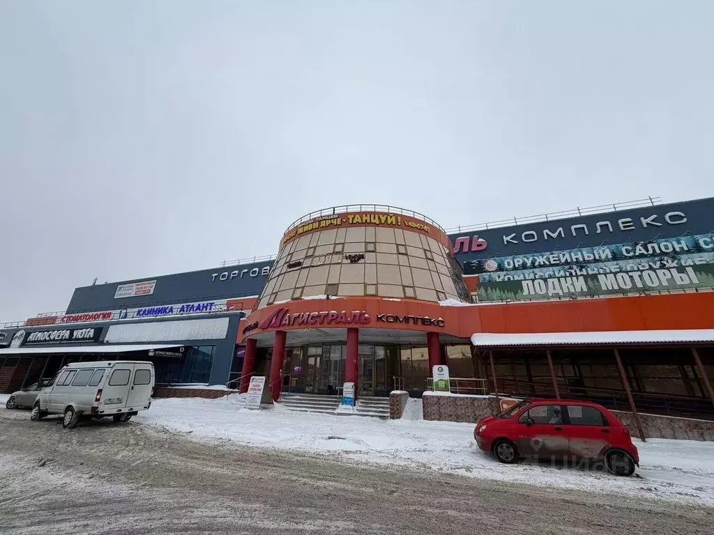 Торговая площадь в Омская область, Омск ул. Лукашевича, 10В (1960 м) - Фото 1