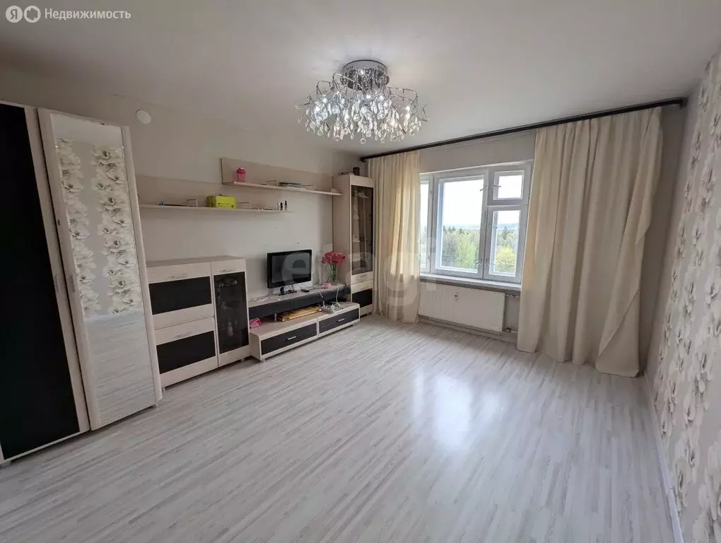 3-комнатная квартира: Ижевск, улица Е.М. Кунгурцева, 23 (68.4 м) - Фото 2