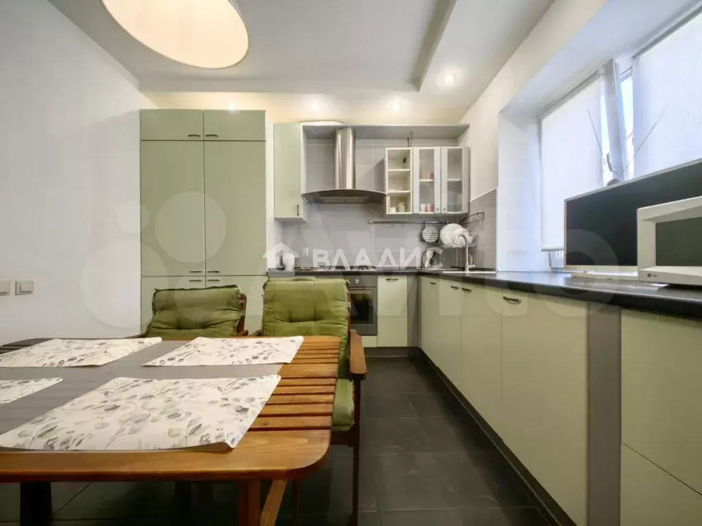 2-к. квартира, 67 м, 2/4 эт. - Фото 1