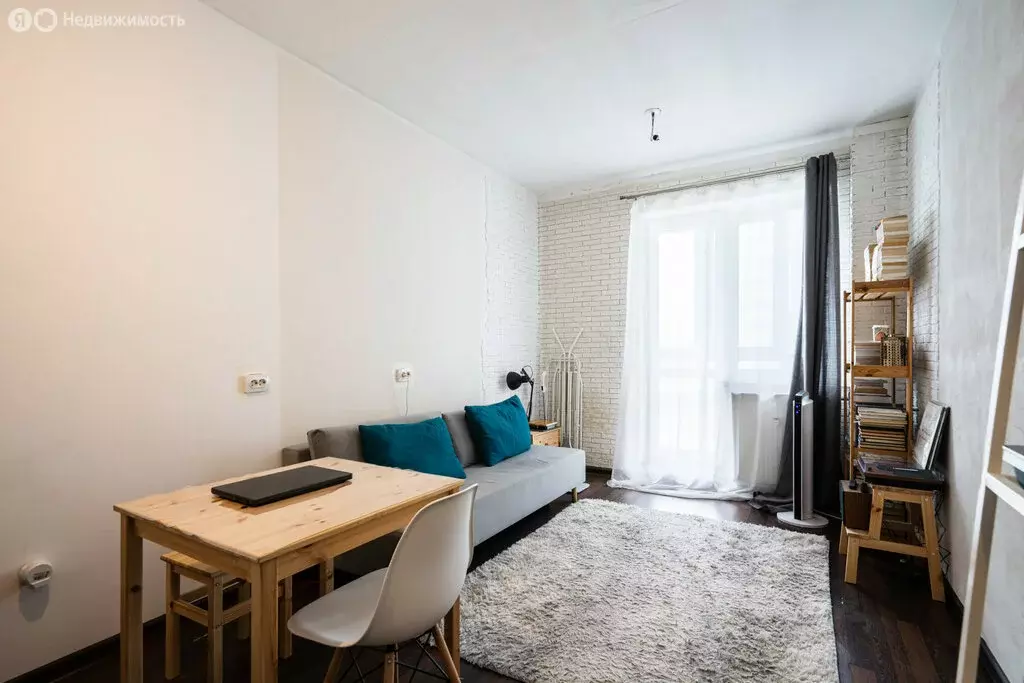 Квартира-студия: Мурино, Охтинская аллея, 8 (20.2 м) - Фото 0