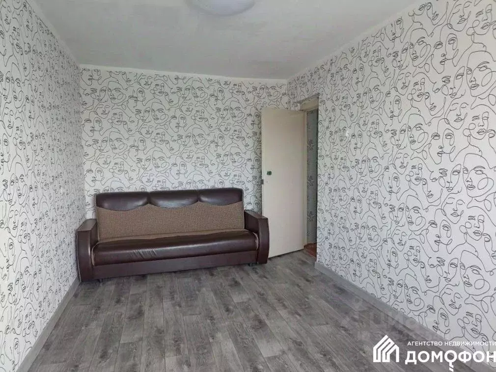2-к кв. Омская область, Омск Революционная ул., 13 (43.3 м) - Фото 1