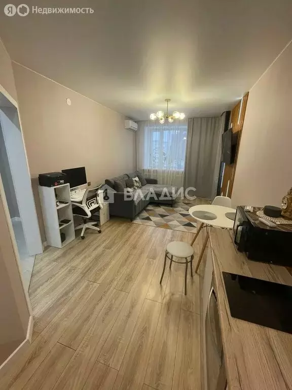 1-комнатная квартира: Тобольск, 7-й микрорайон, 39Б (42.7 м) - Фото 2