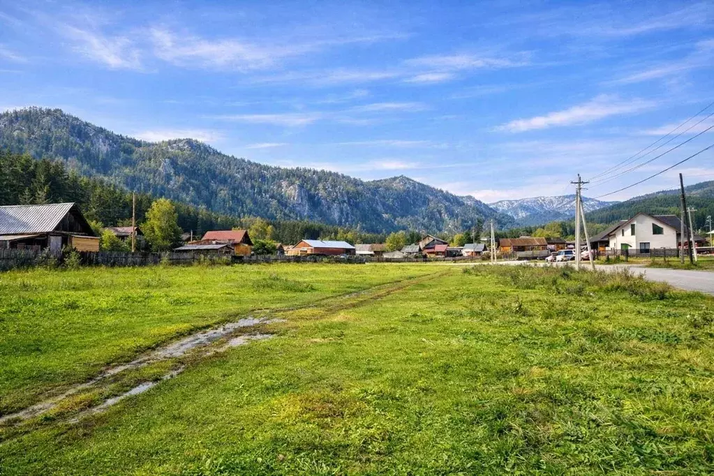 Участок в Алтай, Чемальский район, Узнезинское с/пос, с. Аскат ул. ... - Фото 1